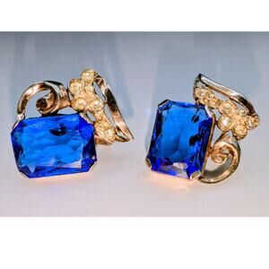 Vintage Large Blue Glass & Rhinestone Faded Gold Tone Clip On Earrings